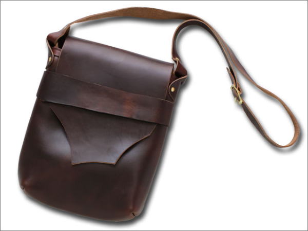 FERNAND LEATHER - KELLY POUCH /LARGE *BROWN | Going!Coming!